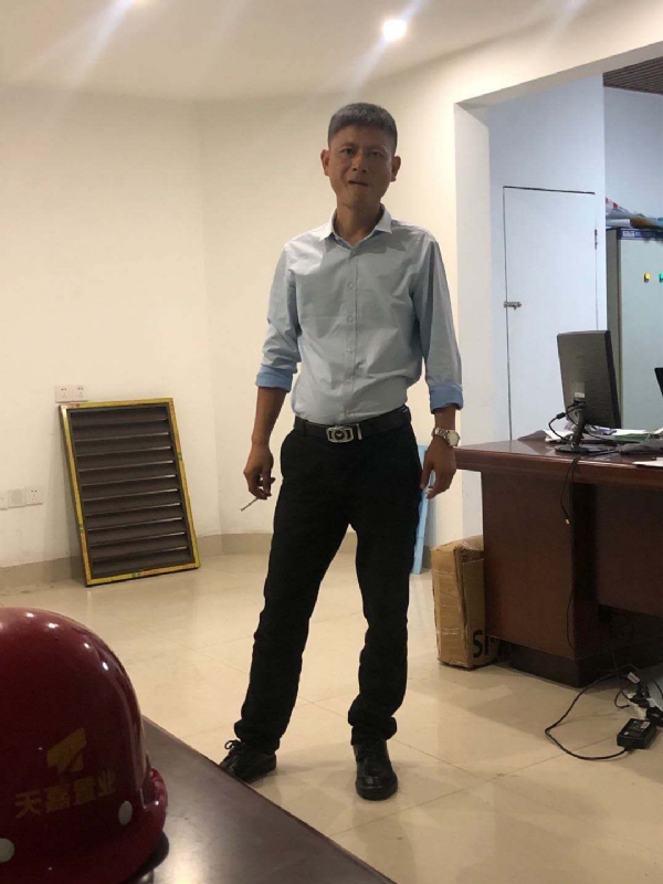 郁闷之中的第一张照片--衡阳父母相亲团